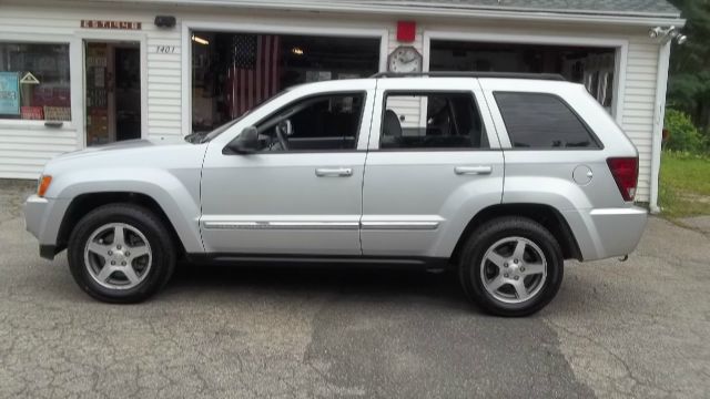 Jeep Grand Cherokee 2006 photo 2