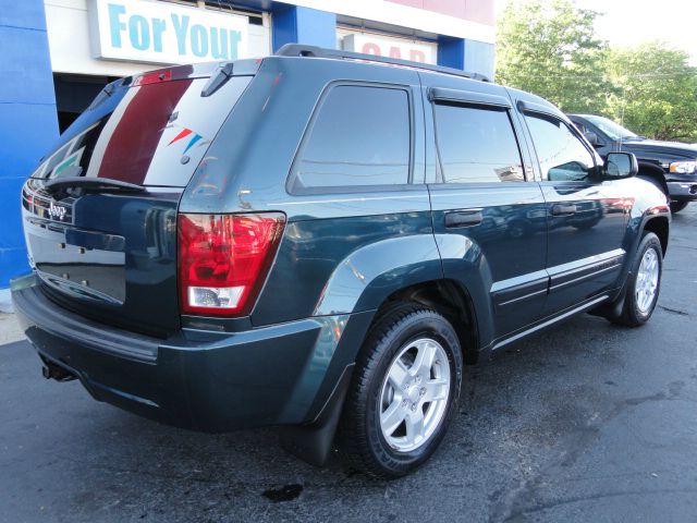 Jeep Grand Cherokee 2006 photo 4