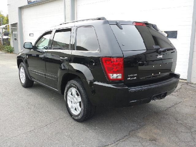 Jeep Grand Cherokee 2006 photo 3