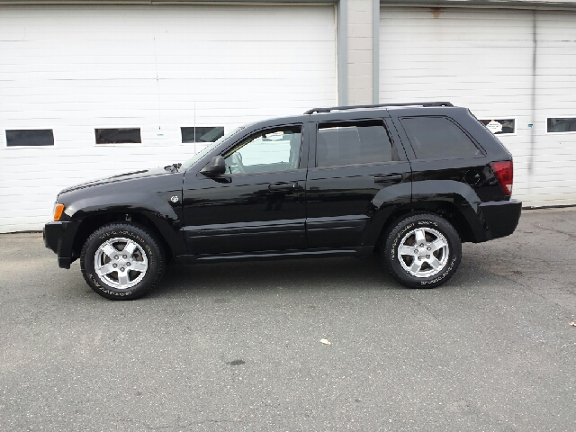 Jeep Grand Cherokee 2006 photo 4