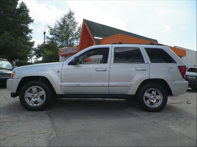 Jeep Grand Cherokee 2006 photo 2