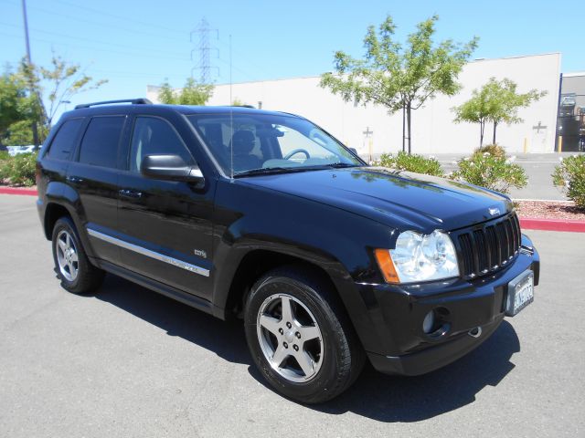 Jeep Grand Cherokee 2006 photo 3