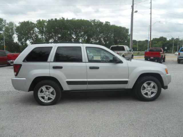 Jeep Grand Cherokee 2006 photo 4