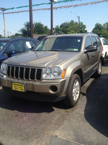 Jeep Grand Cherokee Sedan 4dr SUV