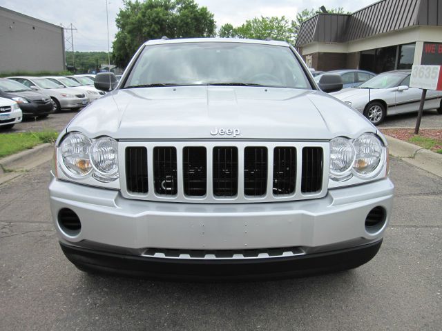 Jeep Grand Cherokee 2006 photo 3