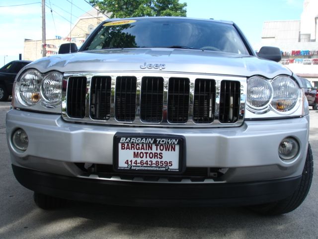 Jeep Grand Cherokee 2006 photo 11