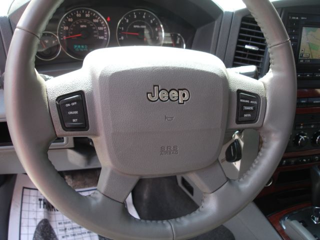 Jeep Grand Cherokee 2006 photo 26