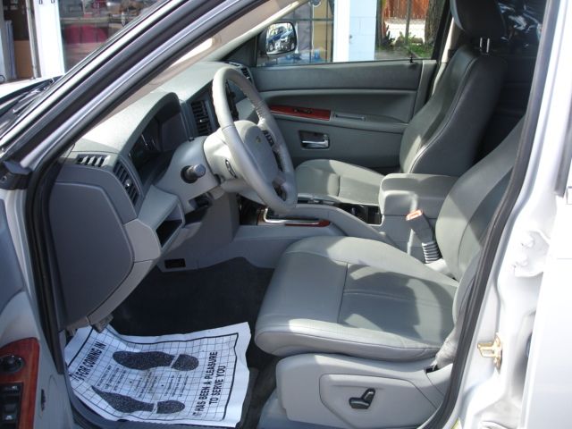 Jeep Grand Cherokee 2006 photo 36