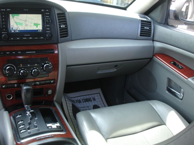 Jeep Grand Cherokee 2006 photo 47