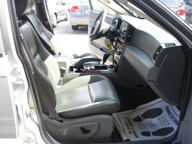 Jeep Grand Cherokee 2006 photo 8