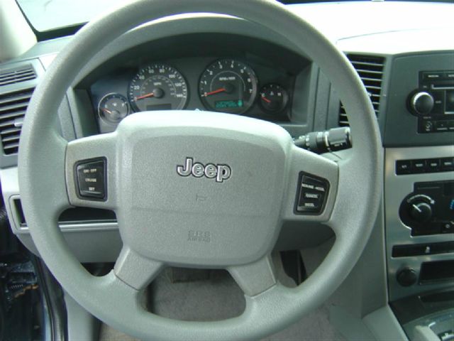 Jeep Grand Cherokee 2006 photo 10