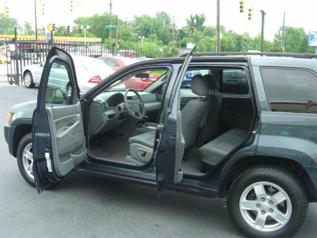 Jeep Grand Cherokee 2006 photo 12