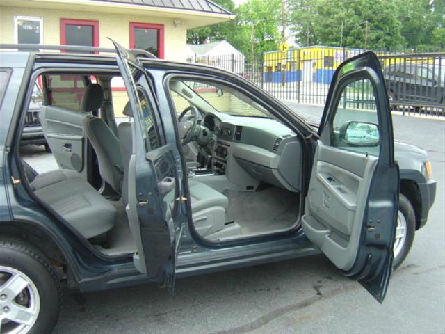 Jeep Grand Cherokee 2006 photo 8