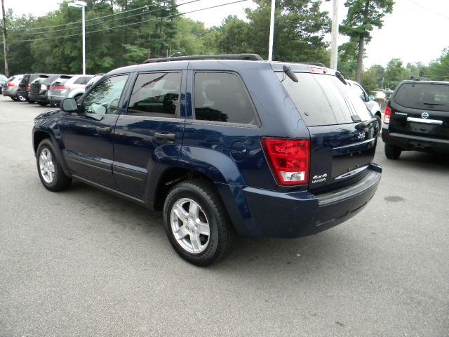 Jeep Grand Cherokee Base W/nav.sys SUV