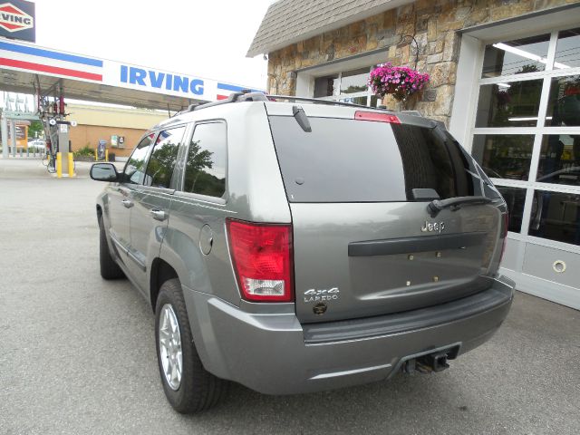 Jeep Grand Cherokee Base W/nav.sys SUV