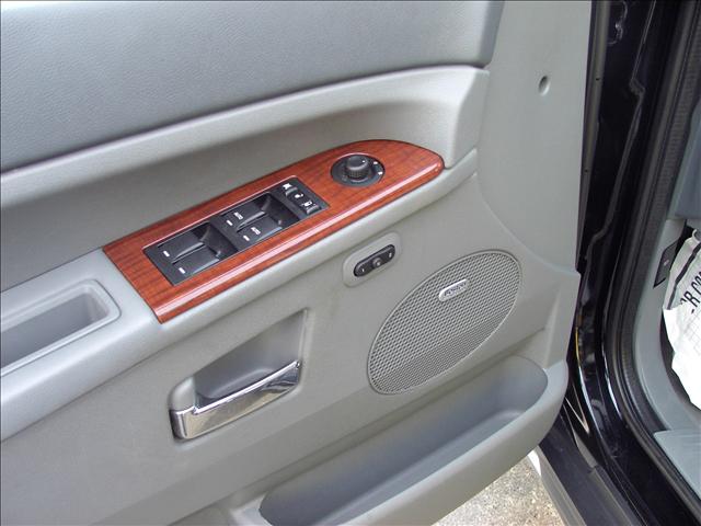 Jeep Grand Cherokee 2007 photo 4