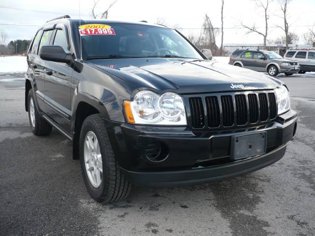 Jeep Grand Cherokee LS Sport Utility