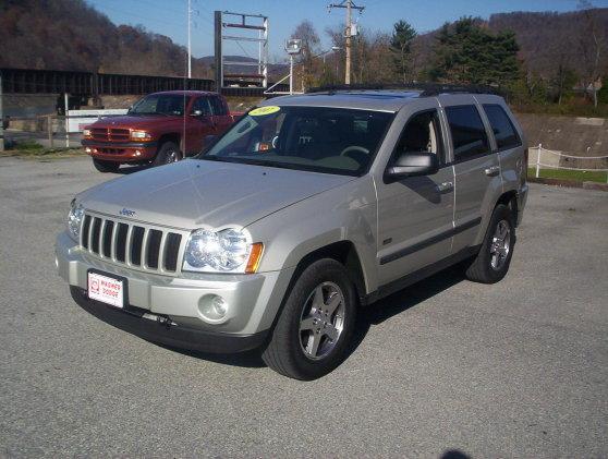 Jeep Grand Cherokee LS Sport Utility