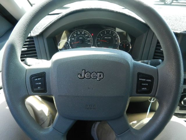 Jeep Grand Cherokee 2007 photo 18