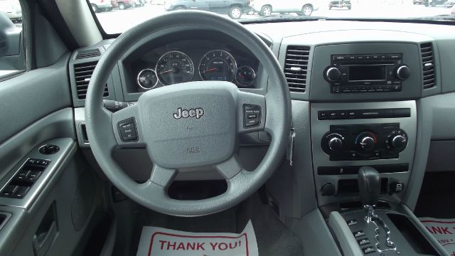 Jeep Grand Cherokee 2007 photo 19