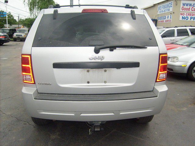 Jeep Grand Cherokee Sedan 4dr SUV