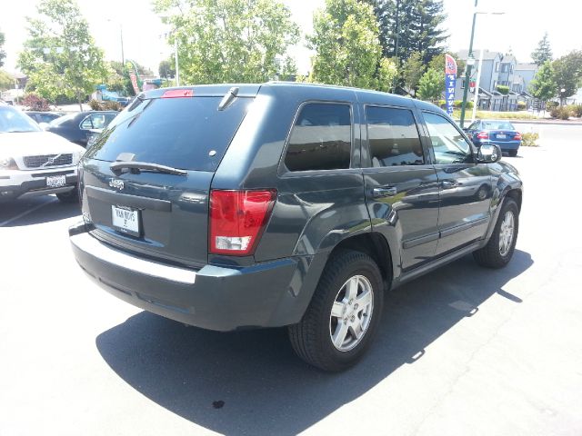 Jeep Grand Cherokee 2007 photo 17