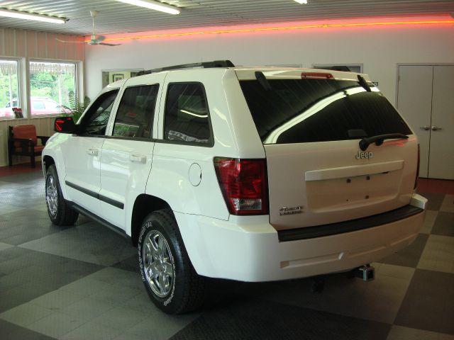 Jeep Grand Cherokee Base W/nav.sys SUV