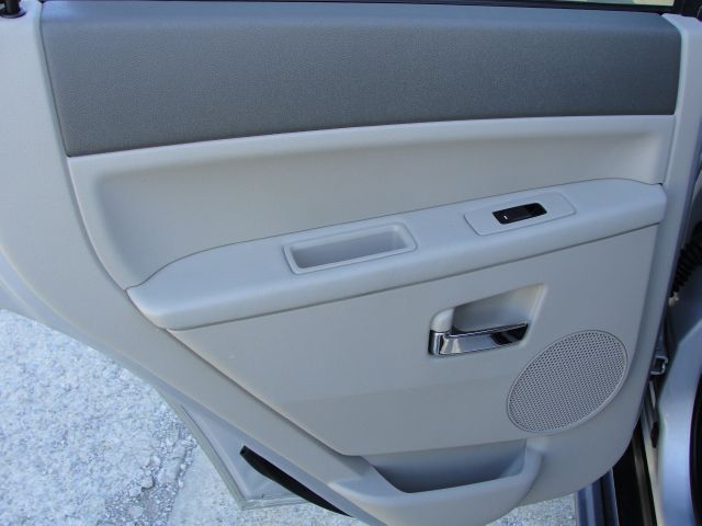 Jeep Grand Cherokee 2007 photo 14