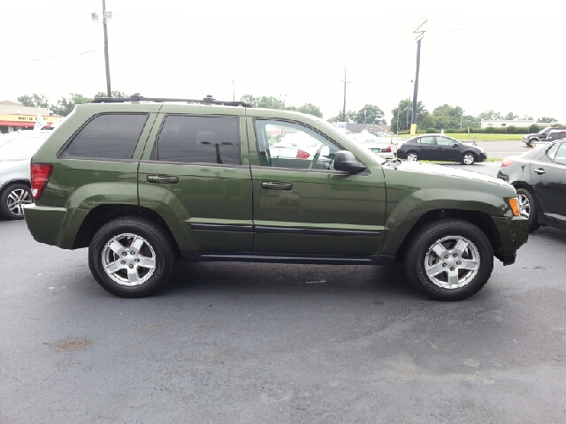 Jeep Grand Cherokee 2007 photo 2