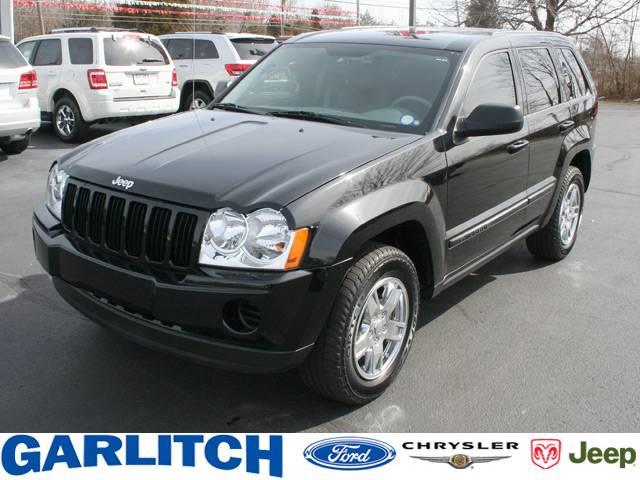 Jeep Grand Cherokee LOW Miles NICE 4door Sedan Sport Utility