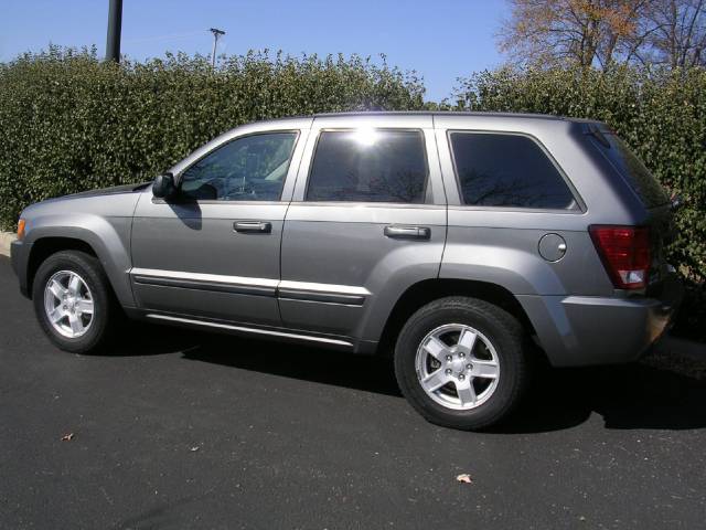 Jeep Grand Cherokee 2007 photo 2