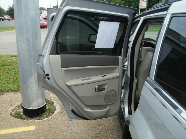 Jeep Grand Cherokee 2007 photo 2