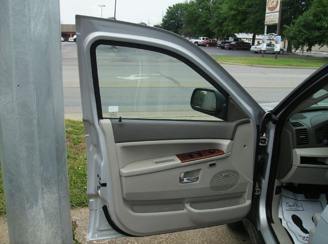 Jeep Grand Cherokee 2007 photo 9