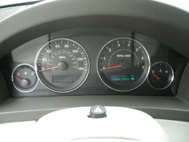 Jeep Grand Cherokee 2007 photo 42