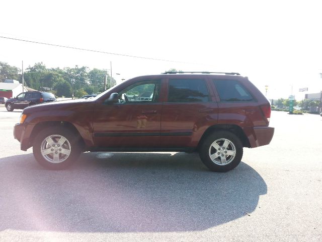 Jeep Grand Cherokee Base W/nav.sys SUV