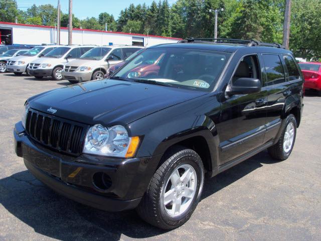 Jeep Grand Cherokee LS Sport Utility