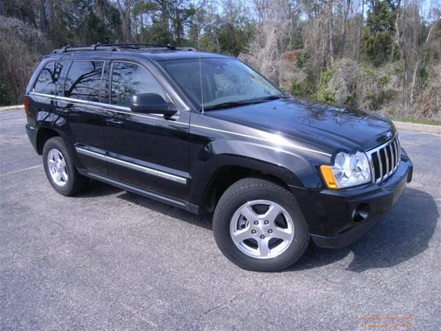 Jeep Grand Cherokee SE W/ Navigation Sport Utility