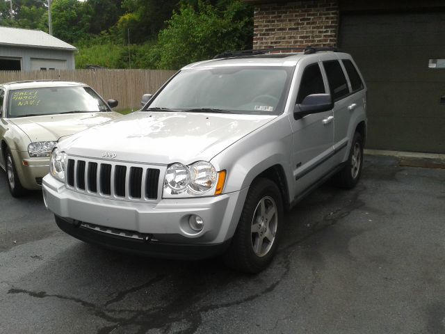 Jeep Grand Cherokee Base W/nav.sys SUV