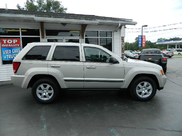 Jeep Grand Cherokee Base W/nav.sys SUV