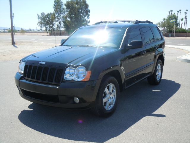 Jeep Grand Cherokee Base W/nav.sys SUV