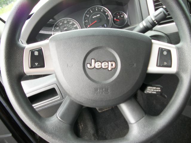 Jeep Grand Cherokee 2008 photo 9