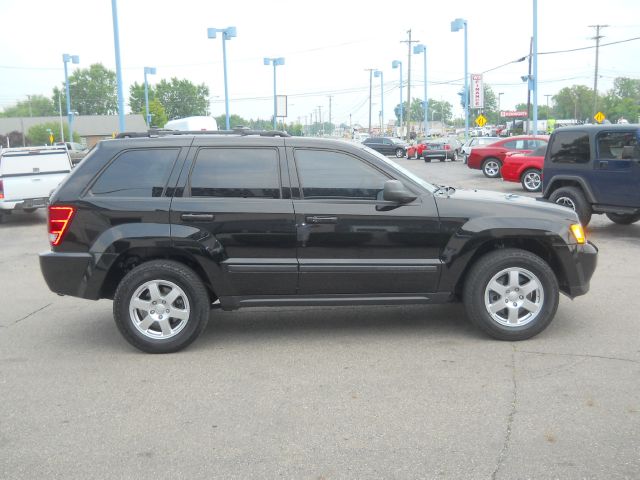 Jeep Grand Cherokee Base W/nav.sys SUV