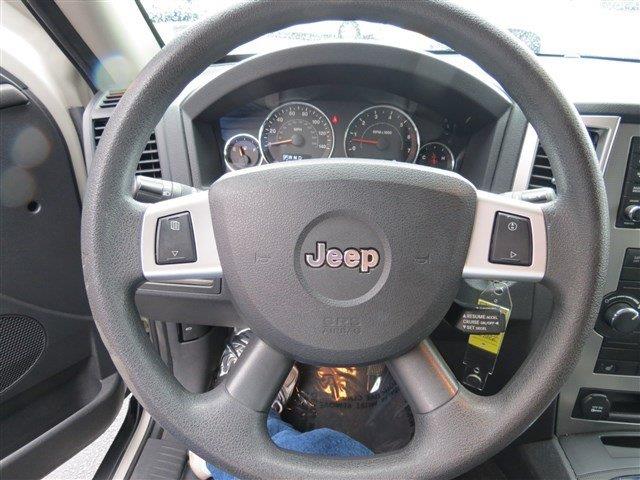 Jeep Grand Cherokee 2009 photo 11