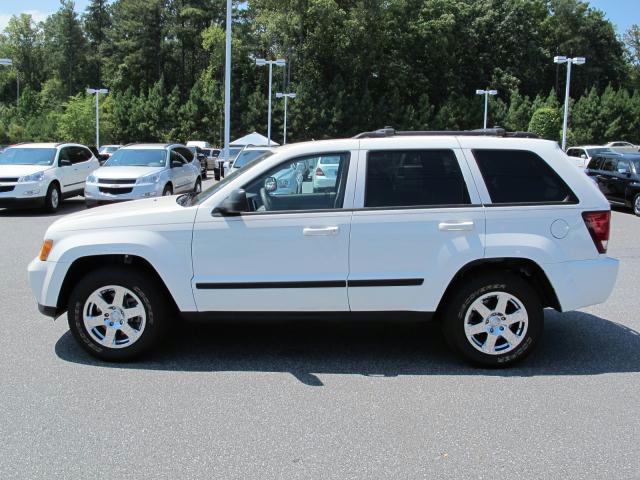 Jeep Grand Cherokee 2009 photo 1