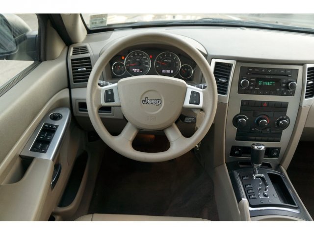 Jeep Grand Cherokee 2009 photo 1