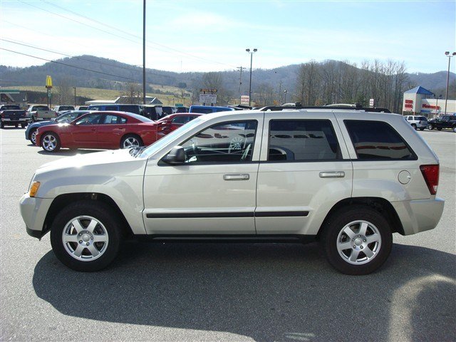 Jeep Grand Cherokee 2009 photo 2