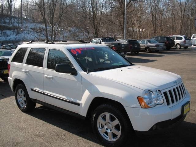 Jeep Grand Cherokee 2009 photo 2