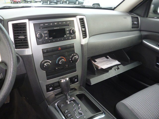 Jeep Grand Cherokee 2009 photo 2