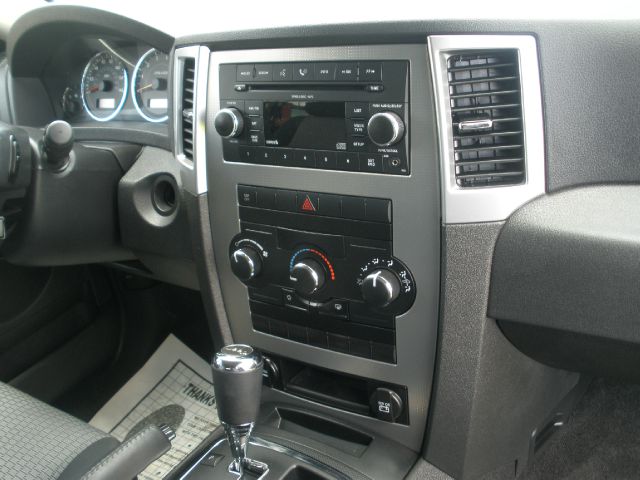 Jeep Grand Cherokee 2009 photo 13