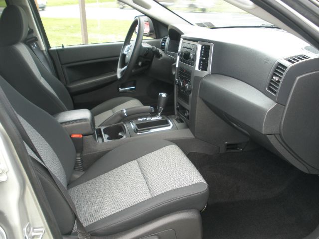 Jeep Grand Cherokee 2009 photo 14